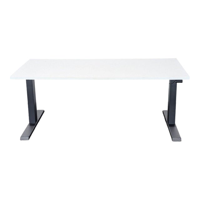Steelcase Migration Electric Height Adjustable Desk With White Top For Sale