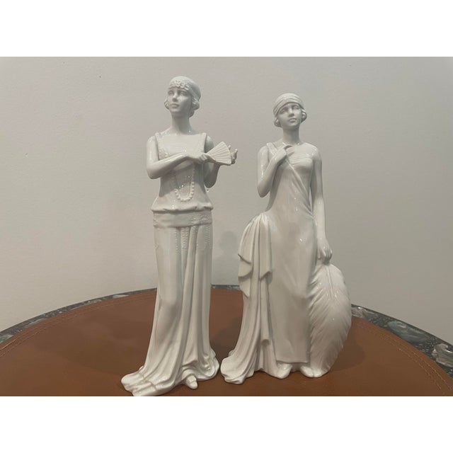Early 20th Century Pair of Unsigned Art Deco Porcelain French Woman Figurine For Sale - Image 5 of 6