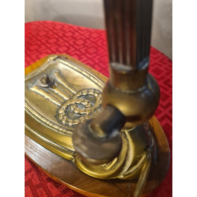 Art Deco Adjustable Notary Desk Lamp in Brass and Varnished Wooden Base, 1920 For Sale - Image 6 of 8