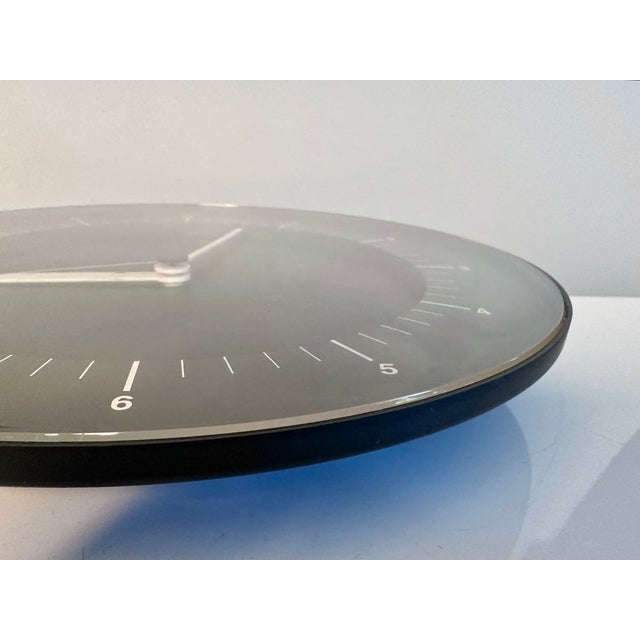 Contemporary Minimalist Wall Clock 5W1 by Reinhold Weiss for Junghans, Germany, 1990s For Sale - Image 3 of 12