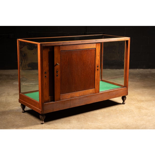 Industrial 1900s–1910s Wood and Glass Commercial Display Cabinet For Sale - Image 3 of 13