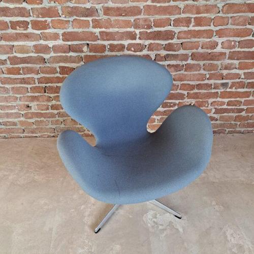Metal Swan Armchair No. 3320 by Arne Jacobsen for Fritz Hansen, 1958 For Sale - Image 7 of 7