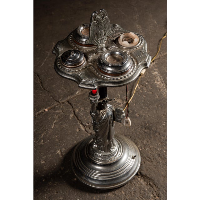 Early 20th Century Vintage Art Deco Historical u.s. And Statue of Liberty Smoking Stand For Sale - Image 5 of 13