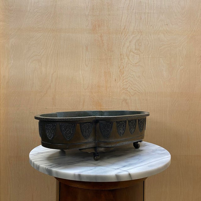 Bronze Early 20th Century Footed Bronze Asian Jardiniere For Sale - Image 8 of 17