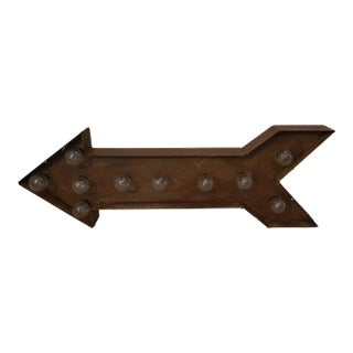 Vintage Arrow Light Sign For Sale
