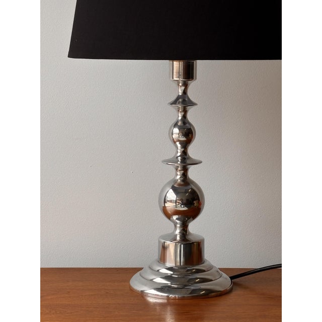 Mid-Century Scandinavian Sculptural Lamp in Chromed Metal, 1960 For Sale - Image 4 of 10