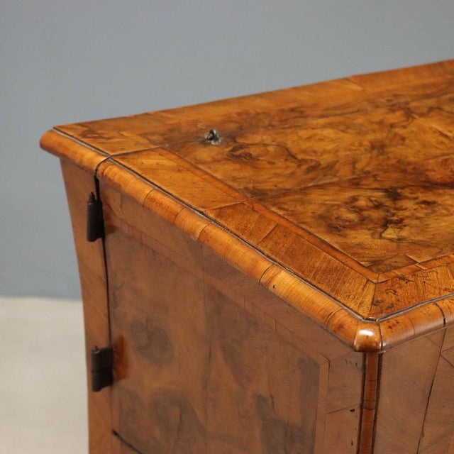 Barocchetto Cabinet in Walnut with Burl Inlays For Sale - Image 4 of 12