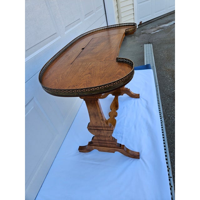 Early 20th Century Kidney Shaped Music Stand Writing Desk With Brass Gallery For Sale - Image 10 of 18