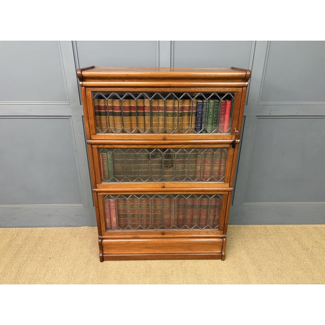 Walnut Stacking Bookcase from Globe Wernicke, 1910 For Sale - Image 17 of 17