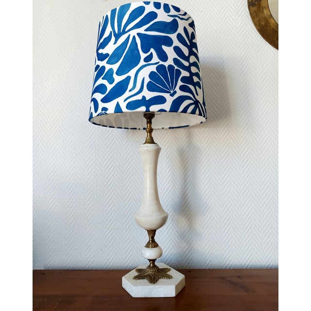 Alabaster Lamp with Gilding and Seashells, 1950s For Sale - Image 9 of 12