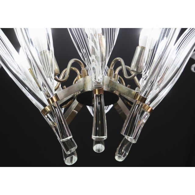 1980s Extraordinary Large Transparent Murano Glass Leaves Chandelier by Franco Luce For Sale - Image 11 of 18