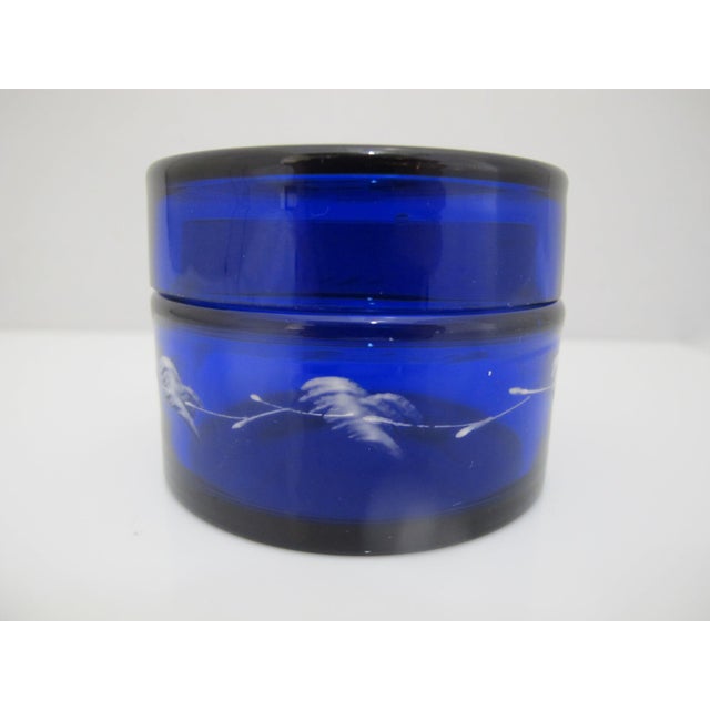 Mary Gregory Cobalt Blue Glass Enamel Painted Girl With Flower Round Trinket Box For Sale - Image 4 of 14
