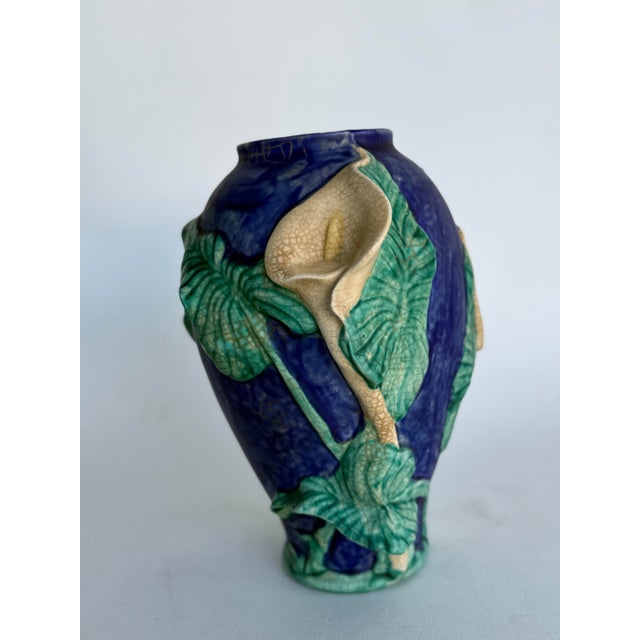 Dark Green Vintage Art Nouveau Relief Vase With Calla Lily and Foliage For Sale - Image 8 of 9