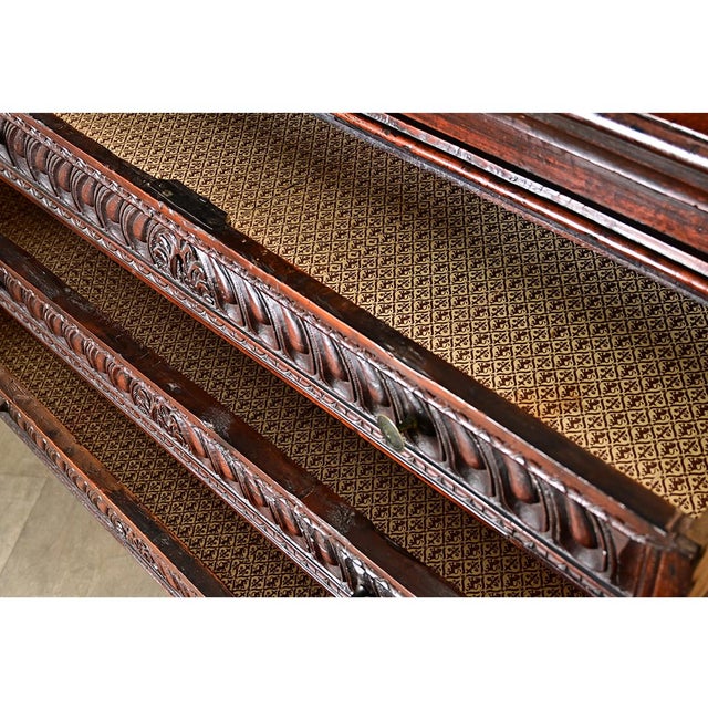 Traditional Italian 19th Century Carved Cedar Commode For Sale - Image 3 of 13