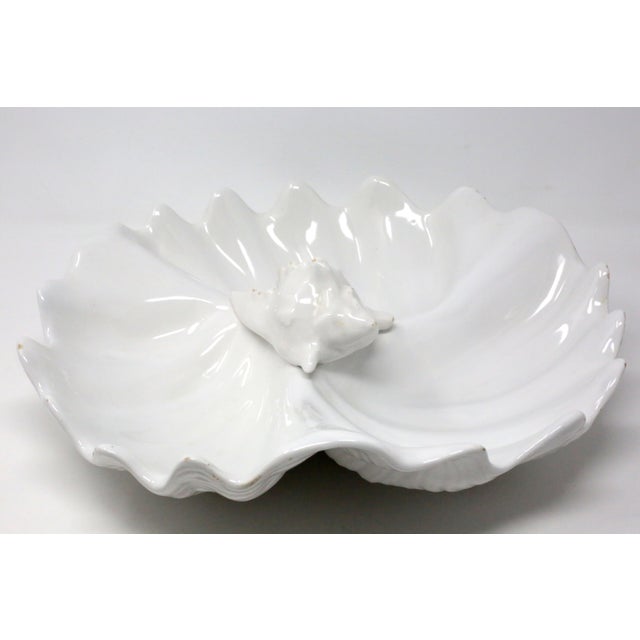 Hollywood Regency Vintage Italian Ceramic Scallop and Conch Shell Serving Platter or Bowl Made in Italy For Sale - Image 3 of 7