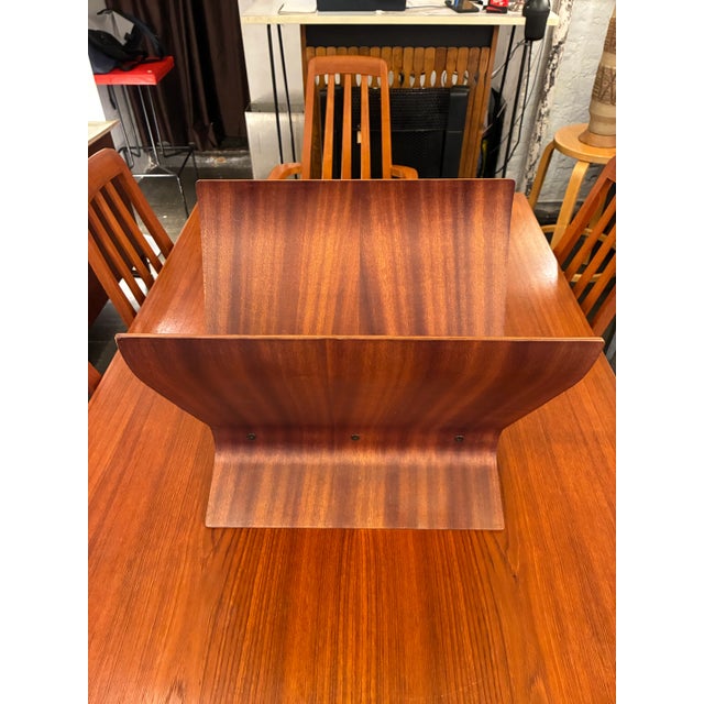 Contemporary 1980s Paul Rowan UmbraModern Bentwood Magazine Rack by Paul Rowan for Umbra For Sale - Image 3 of 3