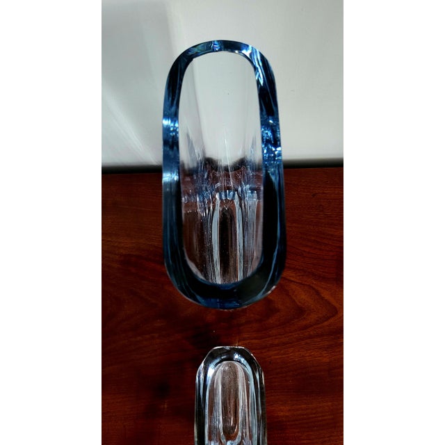 Mid-Century Modern Ice-Blue Art Glass Vases from Strömbergshyttan, 1960s, Set of 2 For Sale - Image 6 of 13