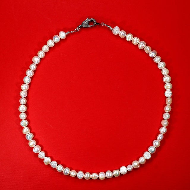Traditional Ajd 22 Inch Iridescent Double Shine Creamy White Pearl Necklace June Birthstone For Sale - Image 3 of 6