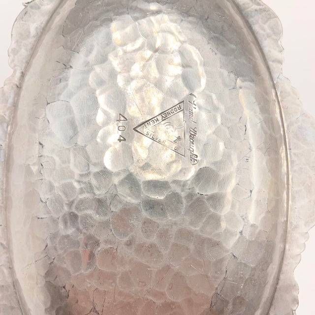 1930s 1960s Hammered Aluminum Tulip Tray For Sale - Image 5 of 8