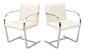 MCM Ludwig Mies Van Der Rohe Brno White Leather Flat Bar Chairs by Gordon, a Pair