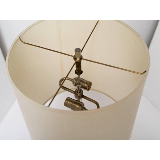 Mid-Century Golden Lucite Architectural Column Lamp For Sale In Miami - Image 6 of 7
