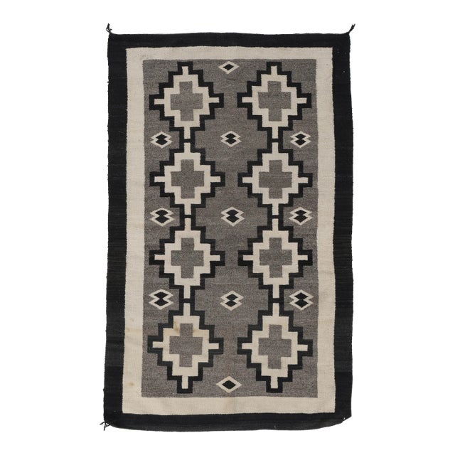Vintage Circa 1950 in the Navajo Style 3'4 X 5'4 For Sale