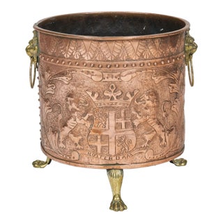 Late 19th Century Large Dutch Round Copper Bucket For Sale