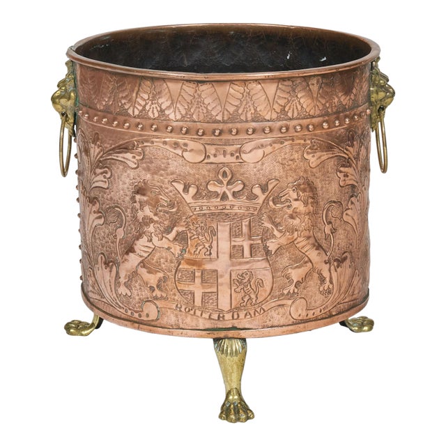 Late 19th Century Large Dutch Round Copper Bucket For Sale