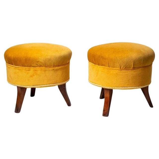 Set of Poufs, Late 19th Century For Sale - Image 10 of 10