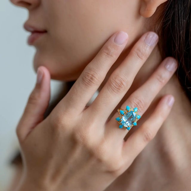 14K Yellow Gold 10 x 14 mm Natural Topaz｜Sky-Blue｜Oval｜Eye-Clean Topaz CTW: 7.20 10 Pieces Natural Turquoise｜Oval｜Eye-...