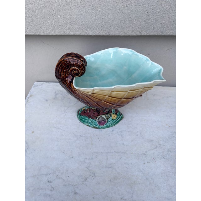 Nautical Large Majolica Shell Vase Nautilus Choisy Le Roi, Circa 1890 For Sale - Image 3 of 7