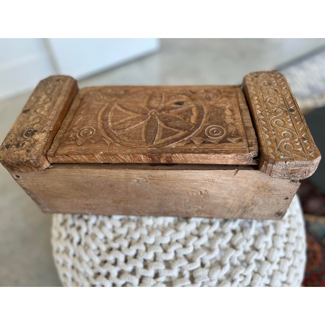 Vintage Handcrafted Carved Hindu Vibhuti Box For Sale - Image 12 of 12