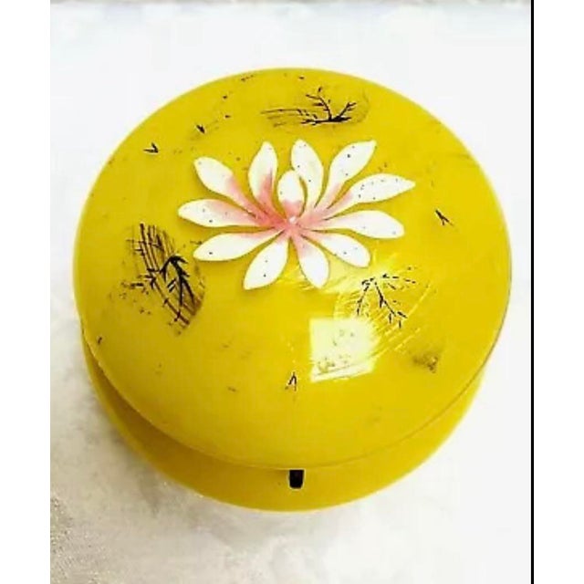 Victorian Antique 1890’s Lemon Yellow Art Glass Hand Painted Powder Jar For Sale - Image 3 of 5