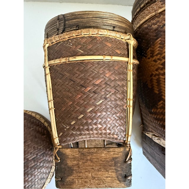 Pair of Vintage Tingkop Handwoven Indigenous Lidded Baskets by Pala'wan People For Sale - Image 9 of 12