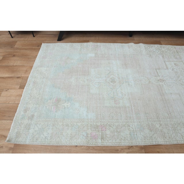 1970s Vintage Handmade Wool Cotton Turkish Beige Area Rug For Sale - Image 10 of 11
