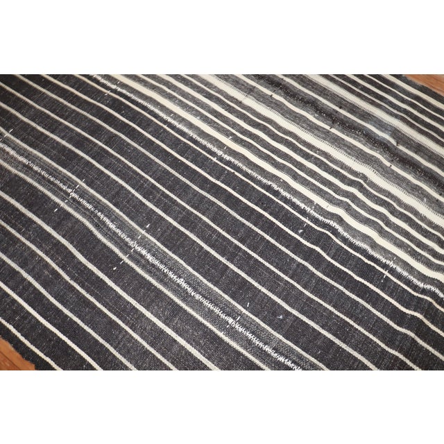 Large Gallery Size Turkish Kilim Flatweave For Sale In New York - Image 6 of 18