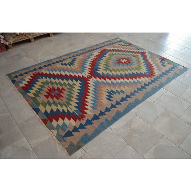 1960s Vintage Oushak Rug Handmade Turkish Kilim Rug - 6′1″ X 9′ For Sale - Image 4 of 11