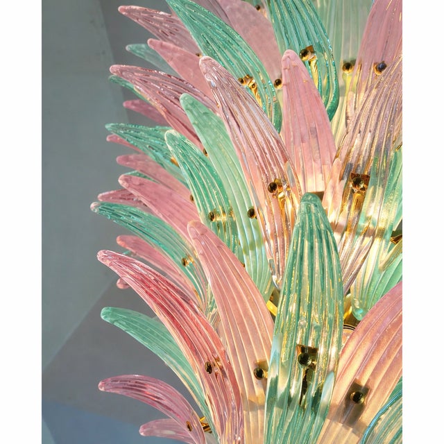 2010s Contemporary Sputnik Murano Glass "Palmetta" Multicored Italian Chandelier For Sale - Image 5 of 7