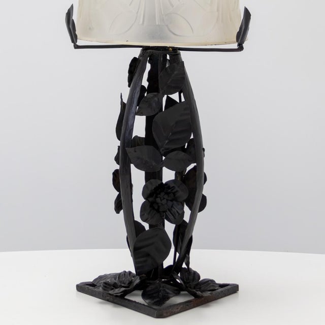 French Art Deco Wrought Iron Table Lamp, 1930s For Sale - Image 4 of 10