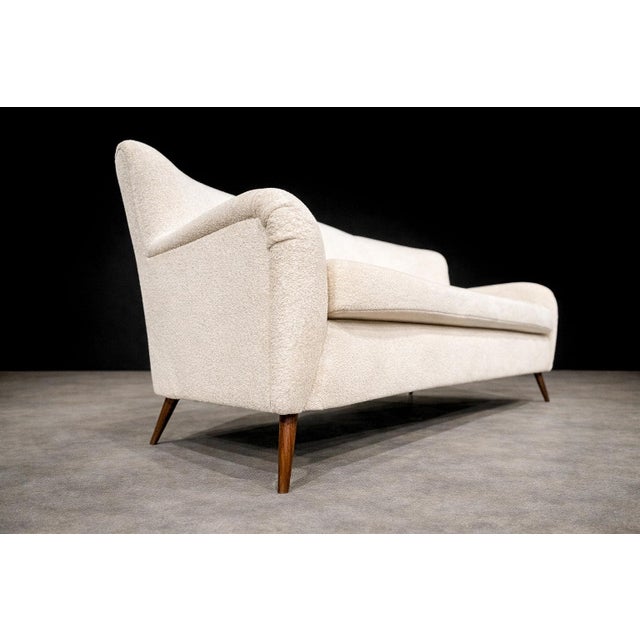 1960s Sofa in White Boucle, Forma Brazil, 1960s For Sale - Image 5 of 10