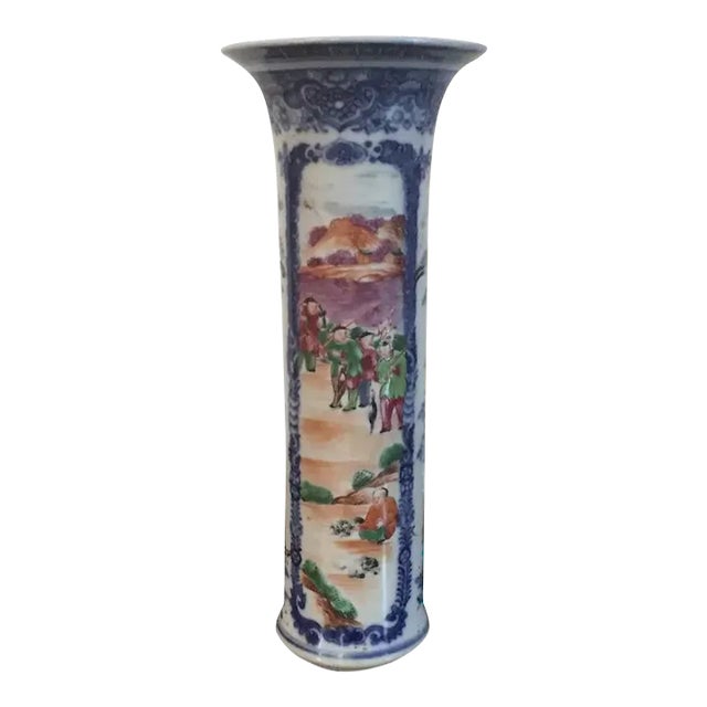 18th Century Chinese Export Porcelain Decorated Vase For Sale