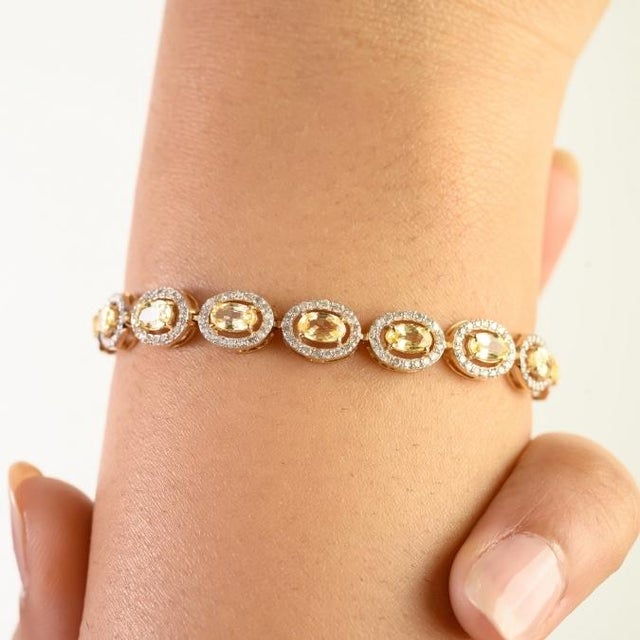 Luxury 5.76 Ct Yellow Sapphire & Diamond Halo Tennis Bracelet in 14k Yellow Gold For Sale - Image 4 of 13