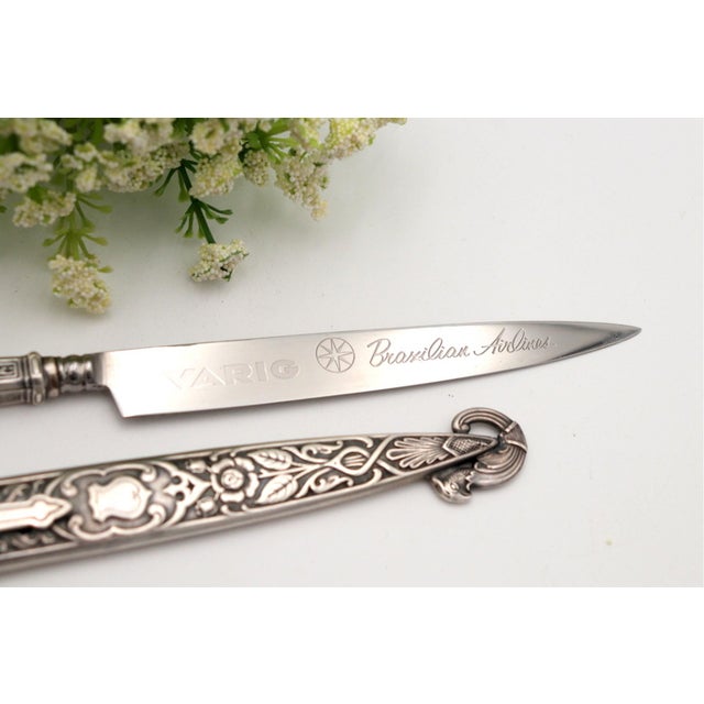 Gaucho-Style Silver Dagger with Reliefs and Applications For Sale - Image 6 of 7