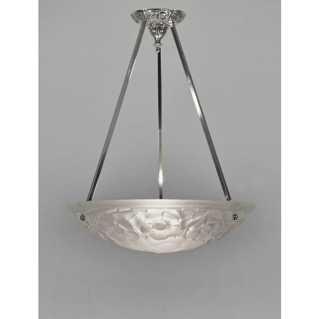David Gueron Degue Degue French Art Deco Pendant Light 1930s - Floral Glass and Nickeled Bronze For Sale - Image 4 of 9
