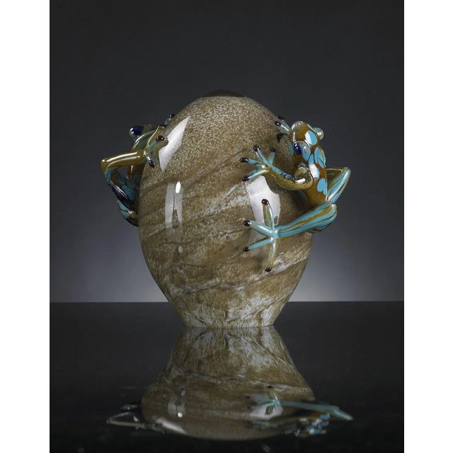 Contemporary Egg Sculpture in Glass with Frogs from VGnewtrend For Sale - Image 3 of 4