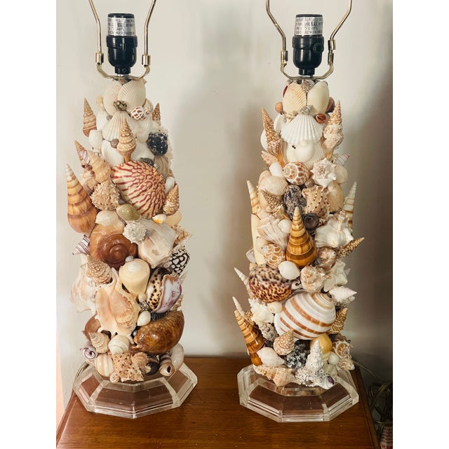 1970s Gorgeous Pair Grotto Coastal Sell Lamps Pair For Sale In Miami - Image 6 of 9