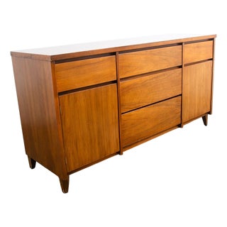 1960s Mid Century Modern Dresser Credenza 5 Drawer Stanley Walnut Broyhill High Danish For Sale