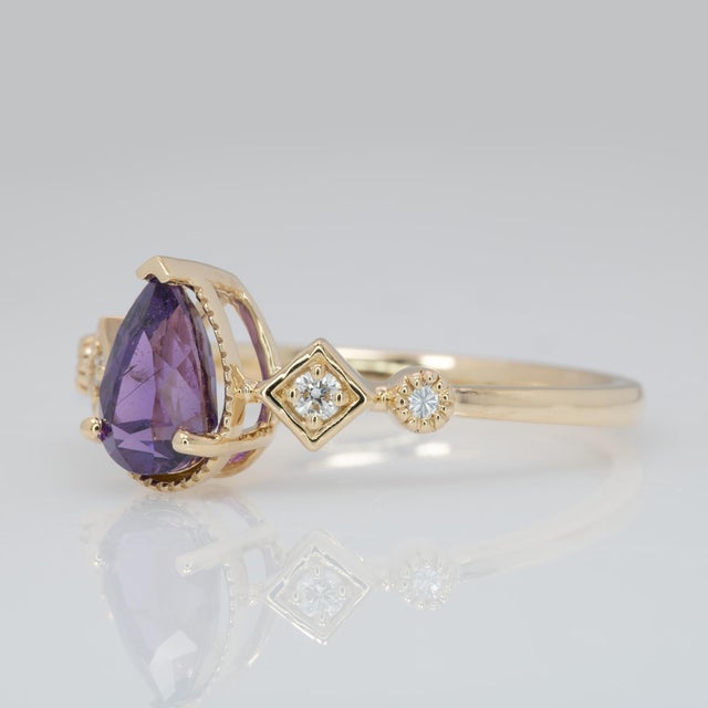 1.1Ct Purple Sapphire Ring With Earth Mined Diamonds: Solid 14k Gold, Size 6.75 For Sale In Columbus - Image 6 of 8