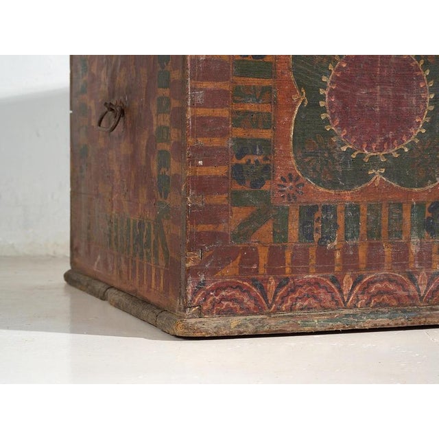 Large Antique Hand Painted Trunk, 1900s For Sale - Image 11 of 18