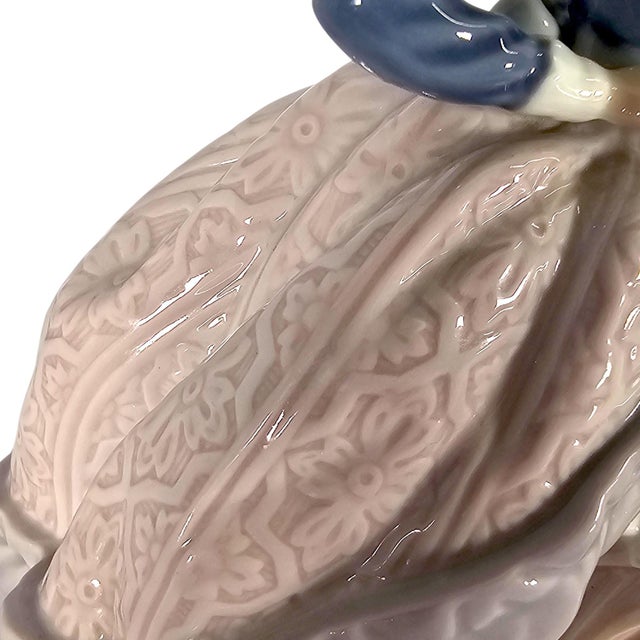 Lladro #5212 Evita Girls With Parasols Spanish Porcelain Figurine 7" For Sale - Image 12 of 15